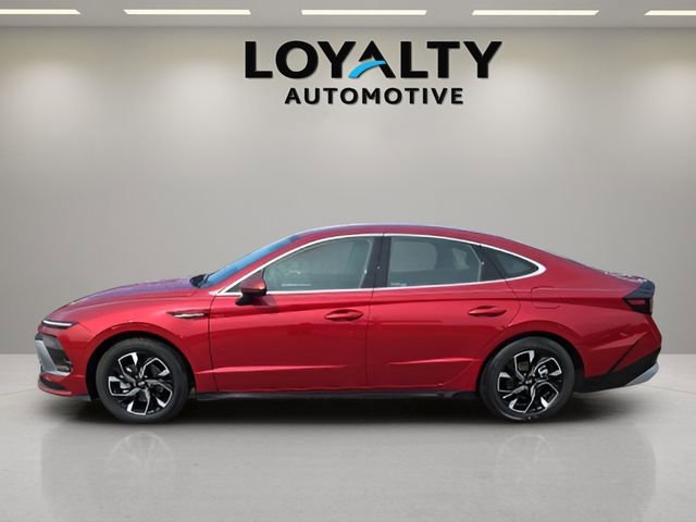 Used 2025 Hyundai Sonata SEL image 2
