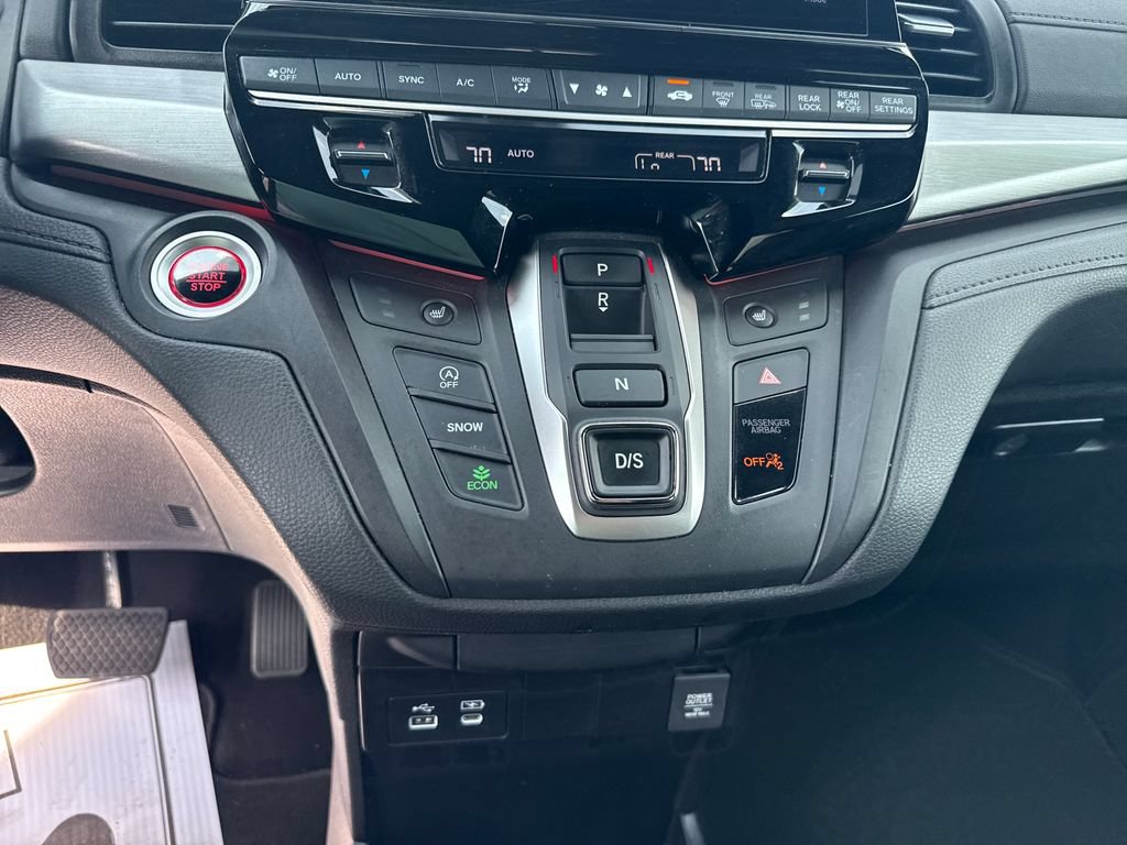 Used 2025 Honda Odyssey Sport-L image 21