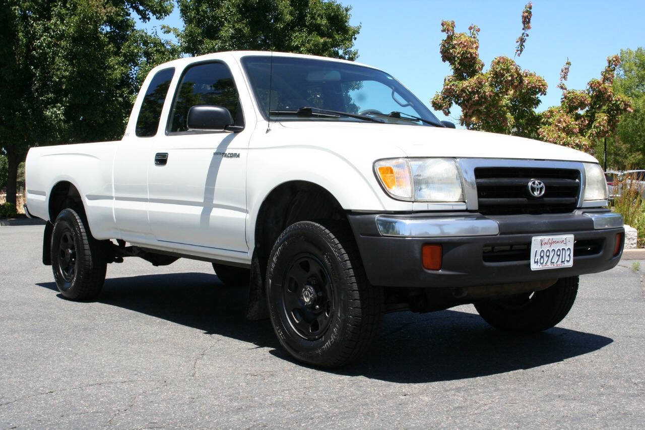 Used 1998 Toyota Tacoma 4x4 Xtracab video 1