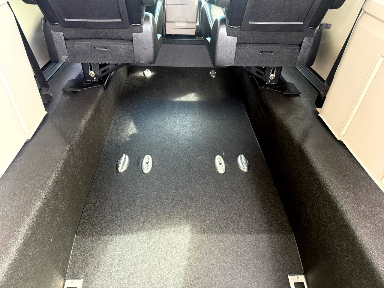 Used 2019 Dodge Grand Caravan SXT image 18