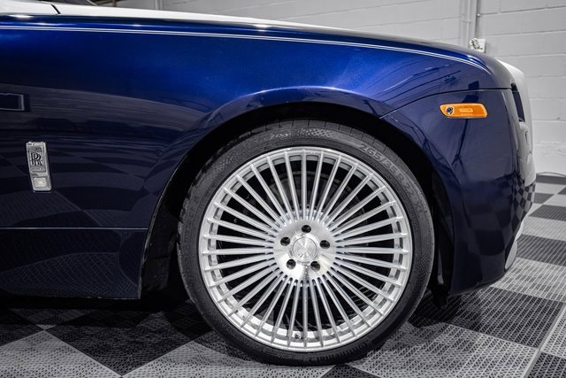 Used 2014 Rolls-Royce Wraith image 15