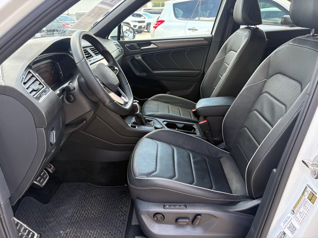 Used 2024 Volkswagen Tiguan SEL R-Line AWD/4WD image 10