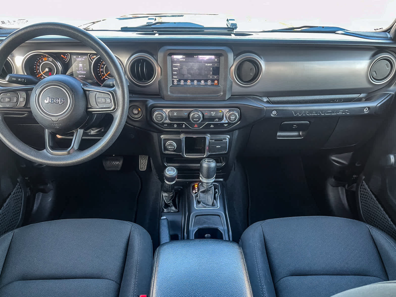 Used 2022 Jeep Wrangler Unlimited Sport image 11