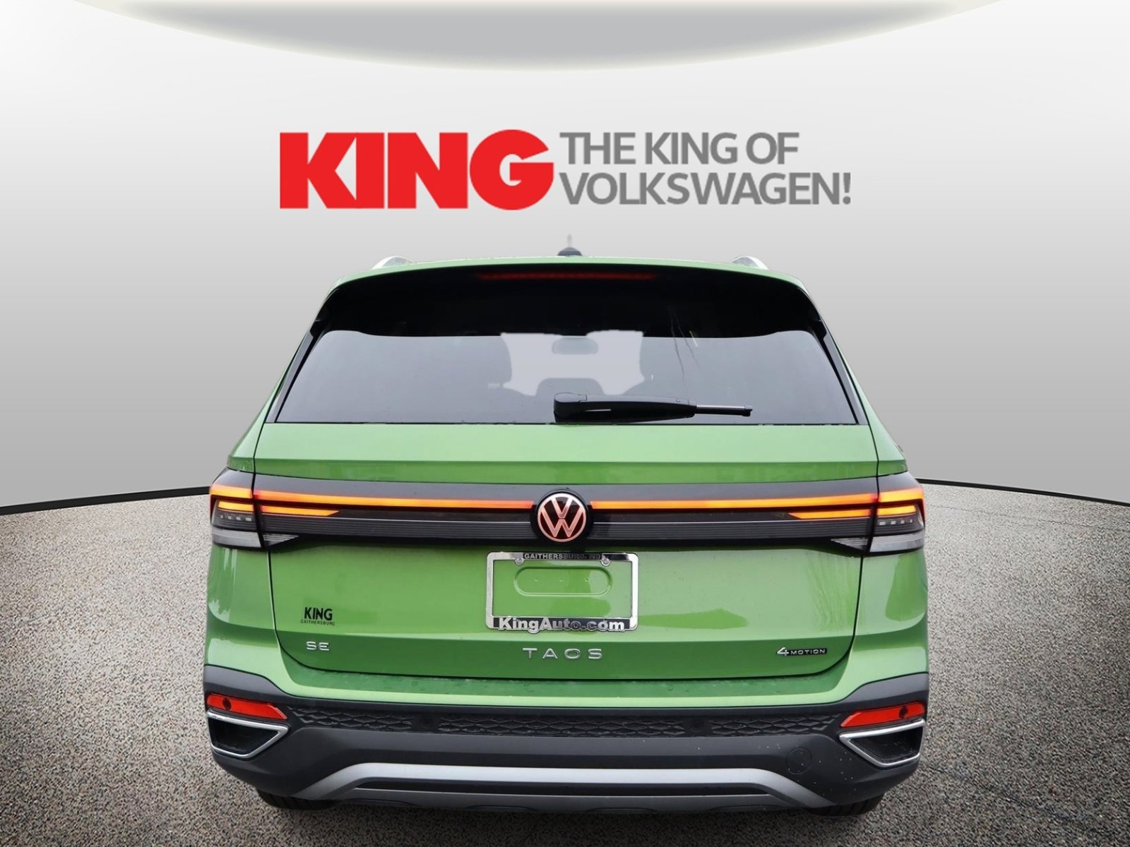 New 2026 Volkswagen Taos SE image 4