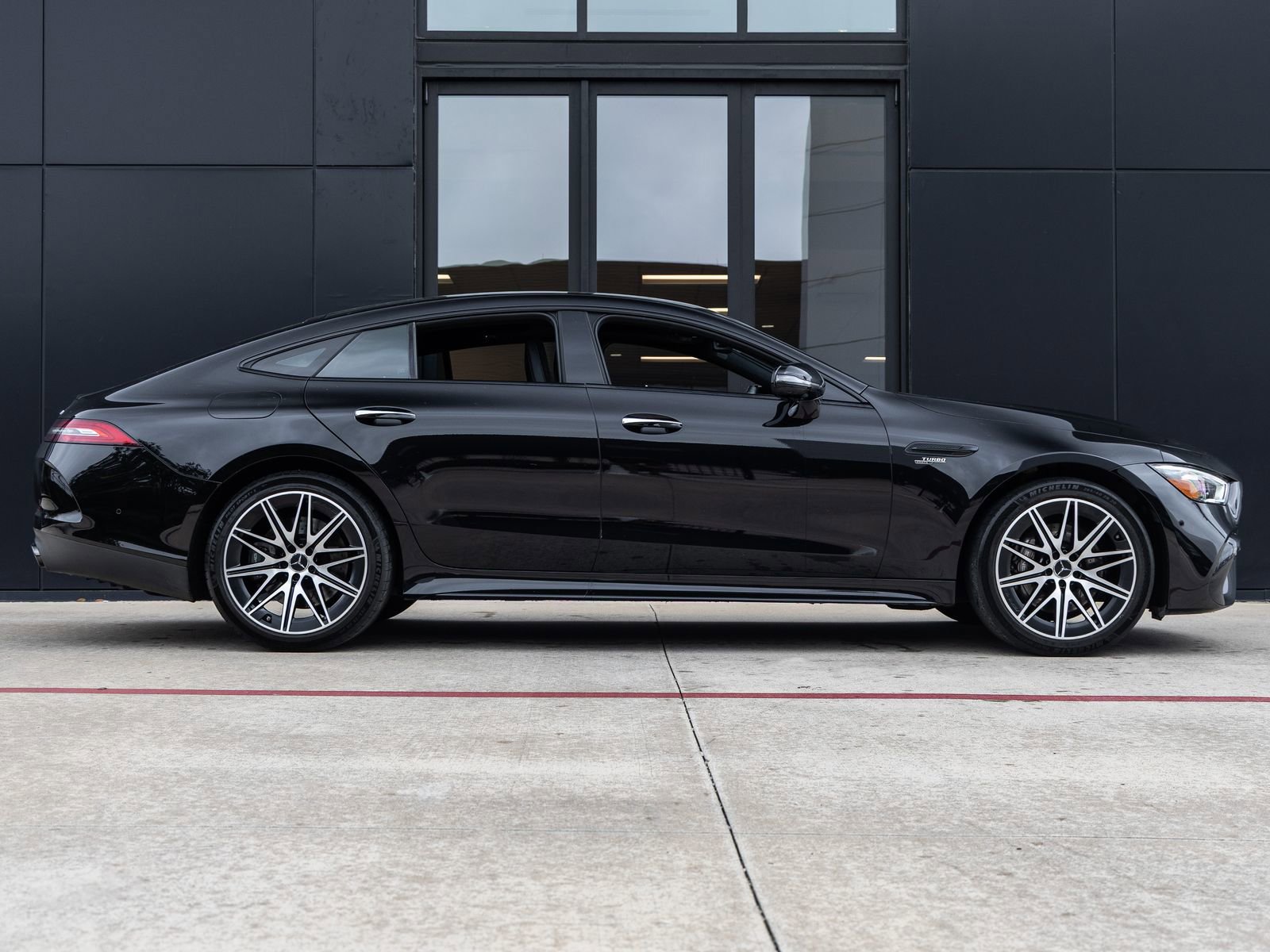 Used 2024 Mercedes-Benz AMG GT 43 image 10