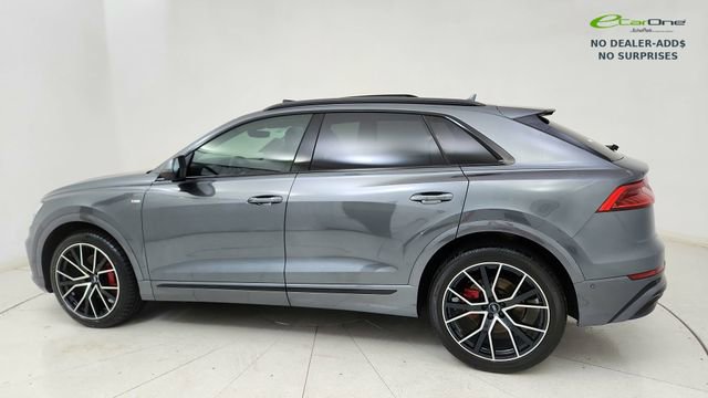 Used 2020 Audi Q8 Prestige w/ Prestige Package image 4