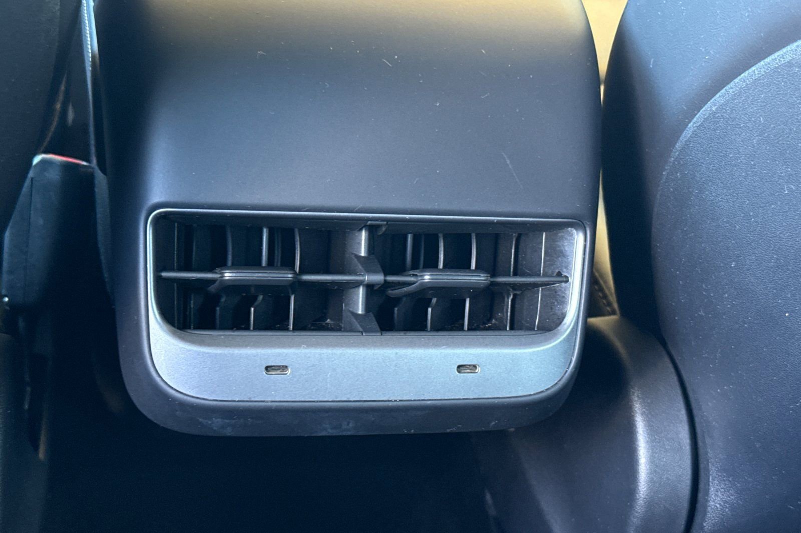 Used 2021 Tesla Model Y Long Range image 15