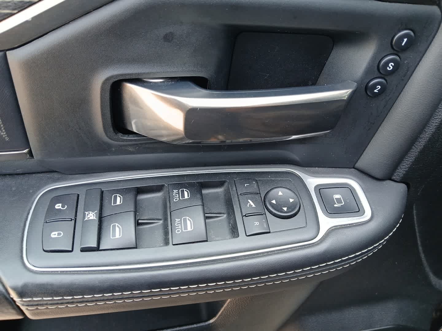 Used 2020 RAM 2500 Limited AWD/4WD image 13
