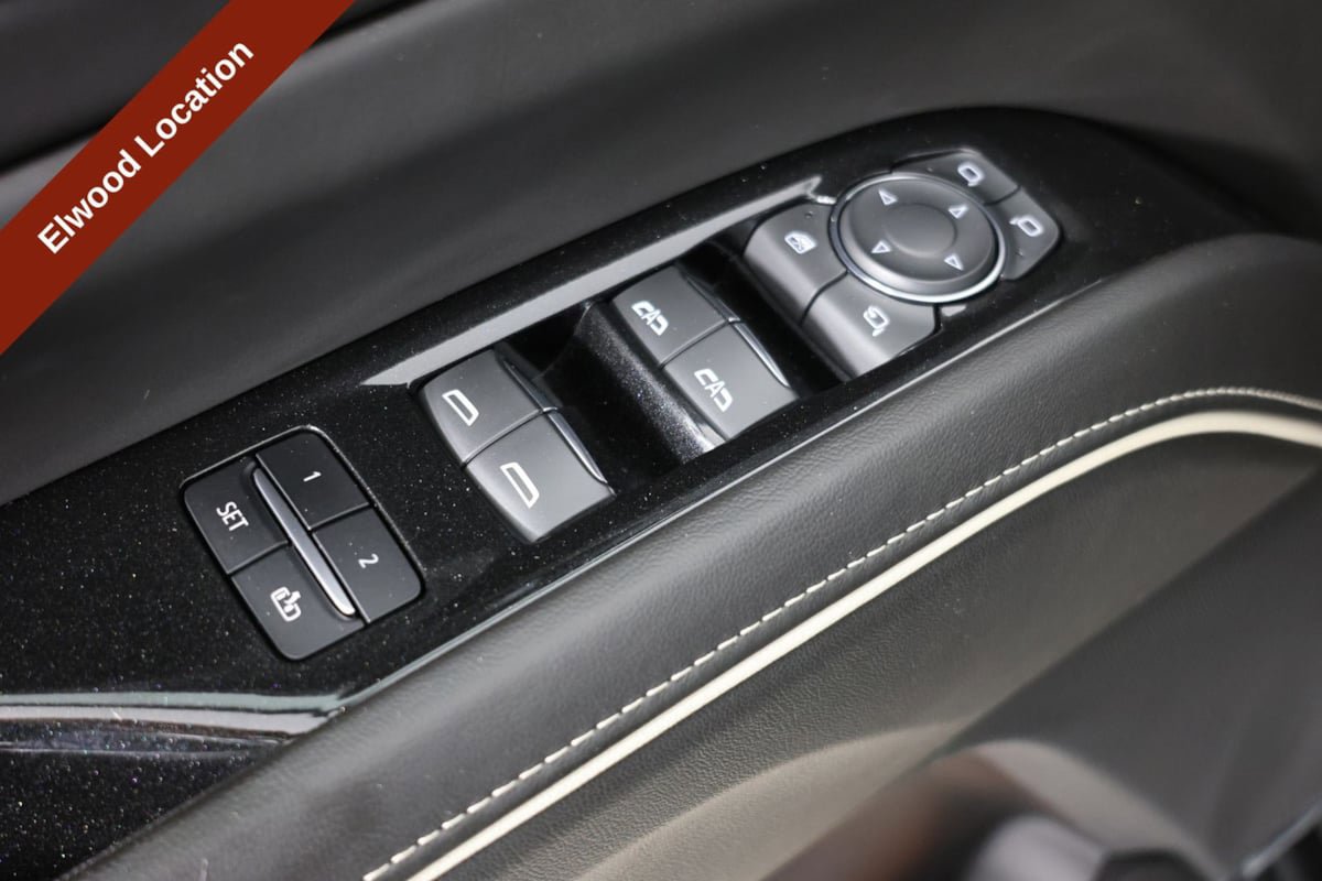 Used 2023 Cadillac Escalade V AWD/4WD image 25