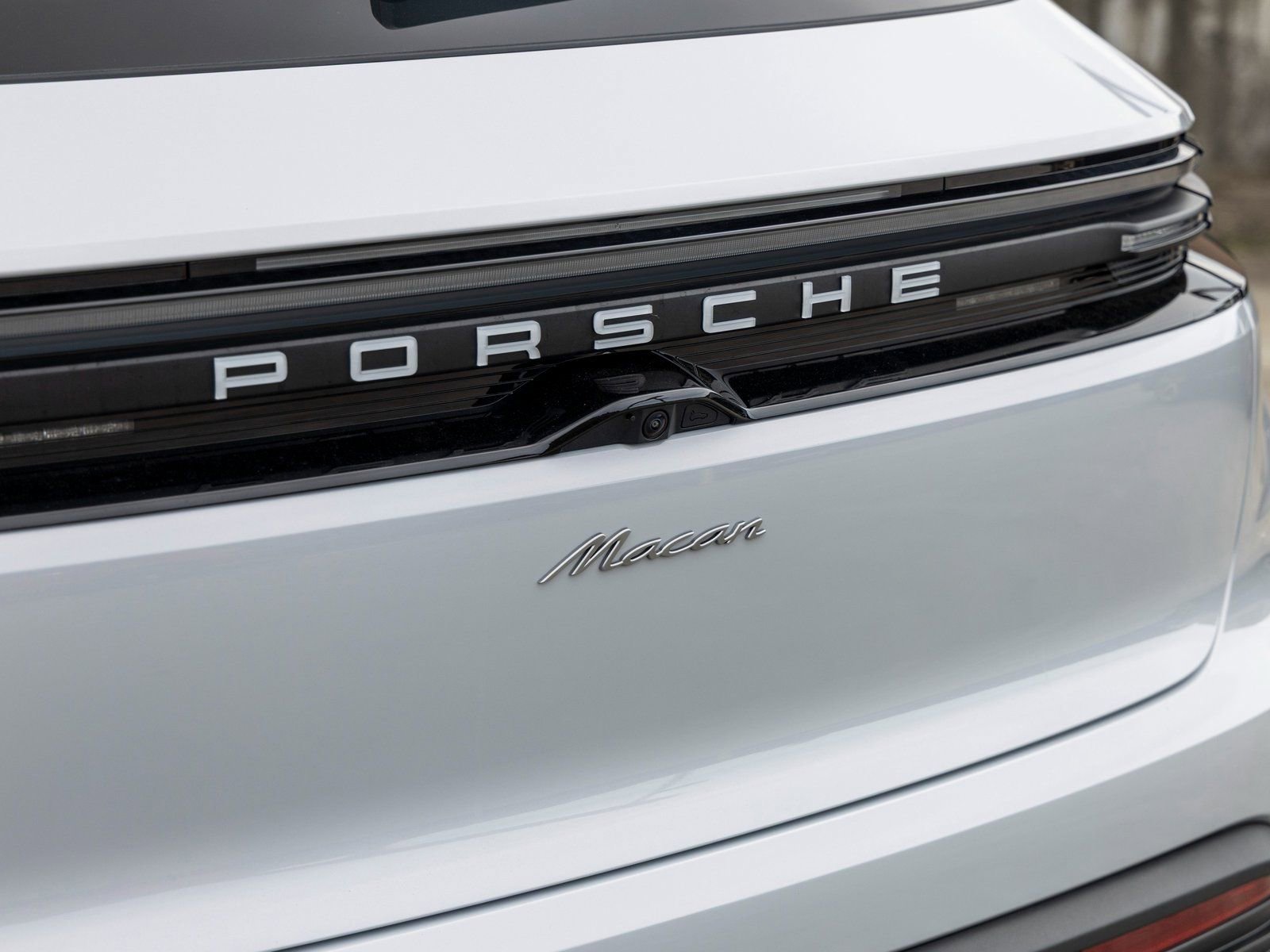 New 2025 Porsche Macan Electric RWD image 22