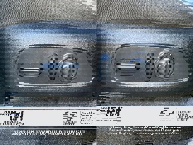 Used 2020 Chevrolet Equinox LS w/ LS Convenience Package image 22