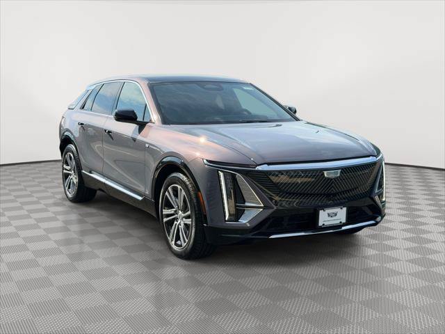 Used 2025 Cadillac Lyriq Luxury AWD/4WD image 1
