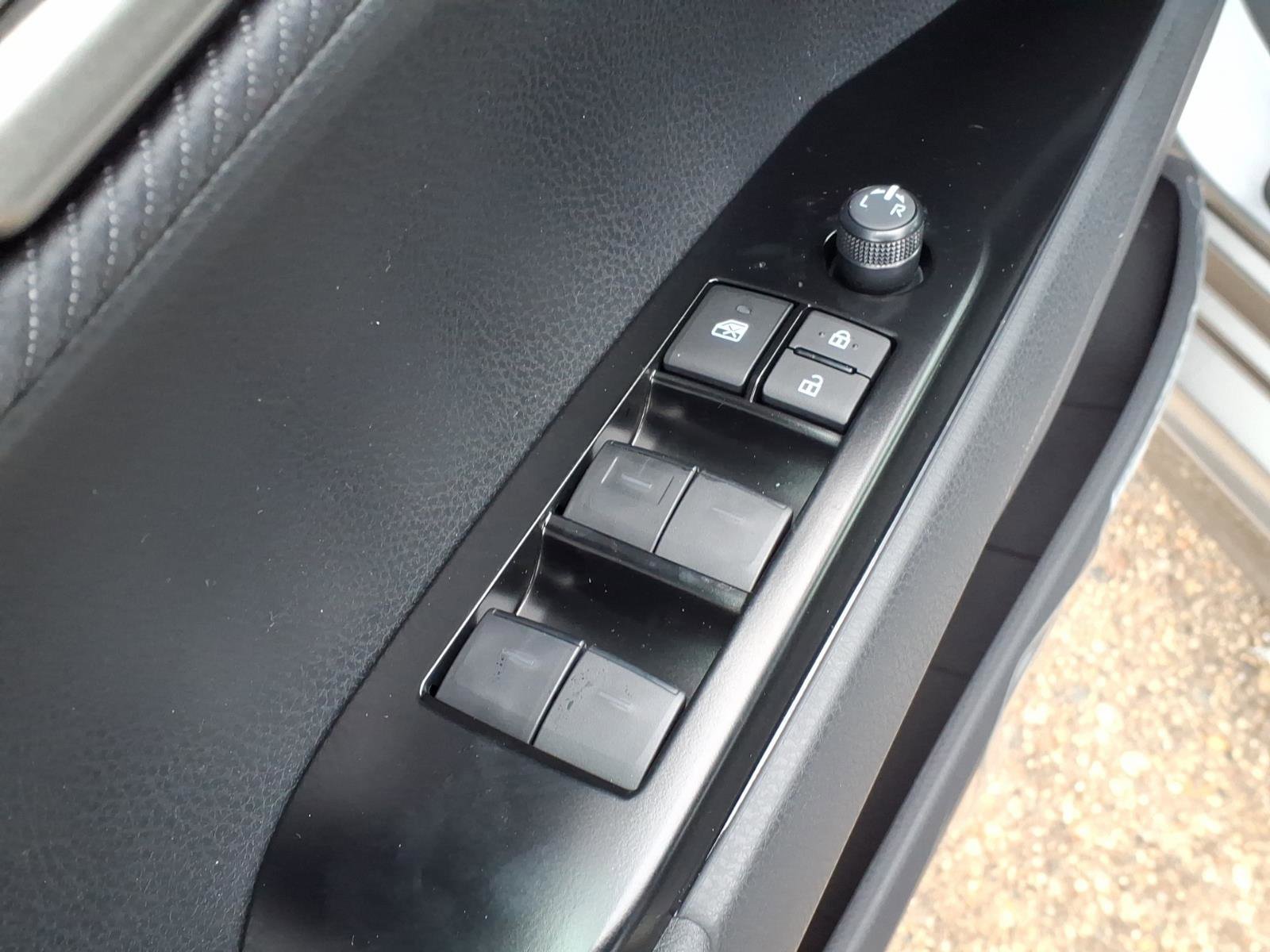 New 2026 Toyota Camry SE image 6