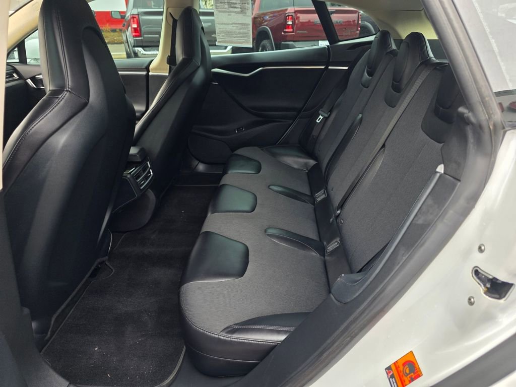 Used 2013 Tesla Model S image 9