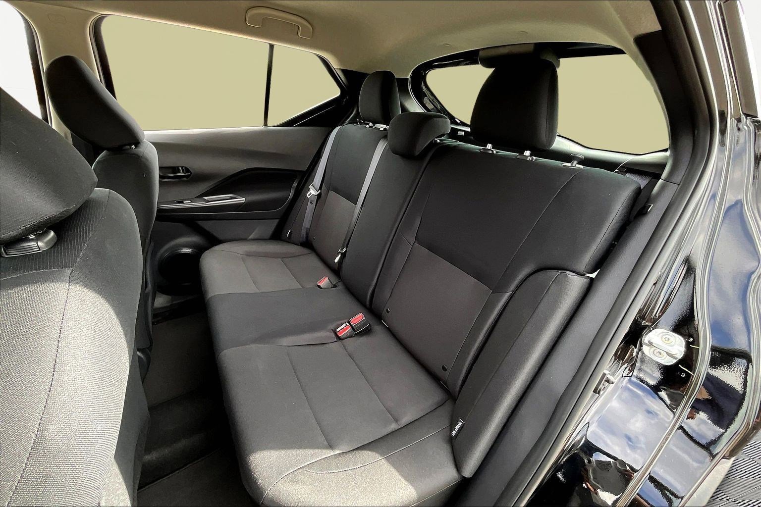 Used 2024 Nissan Kicks S image 22