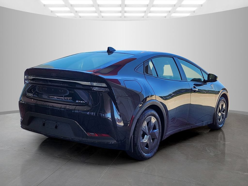 New 2026 Toyota Prius Plug-In Hybrid FWD image 3