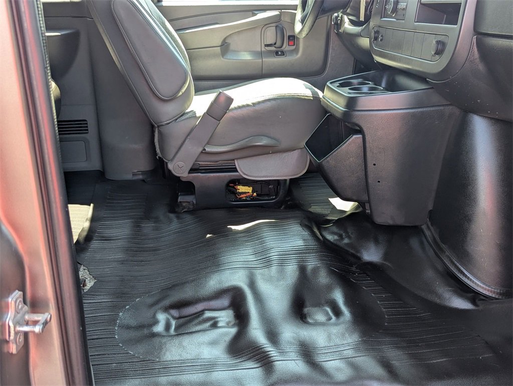 Used 2013 Chevrolet Express 3500 LS w/ Power Package image 20