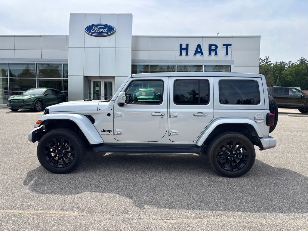 Used 2023 Jeep Wrangler Unlimited Sahara AWD/4WD image 6