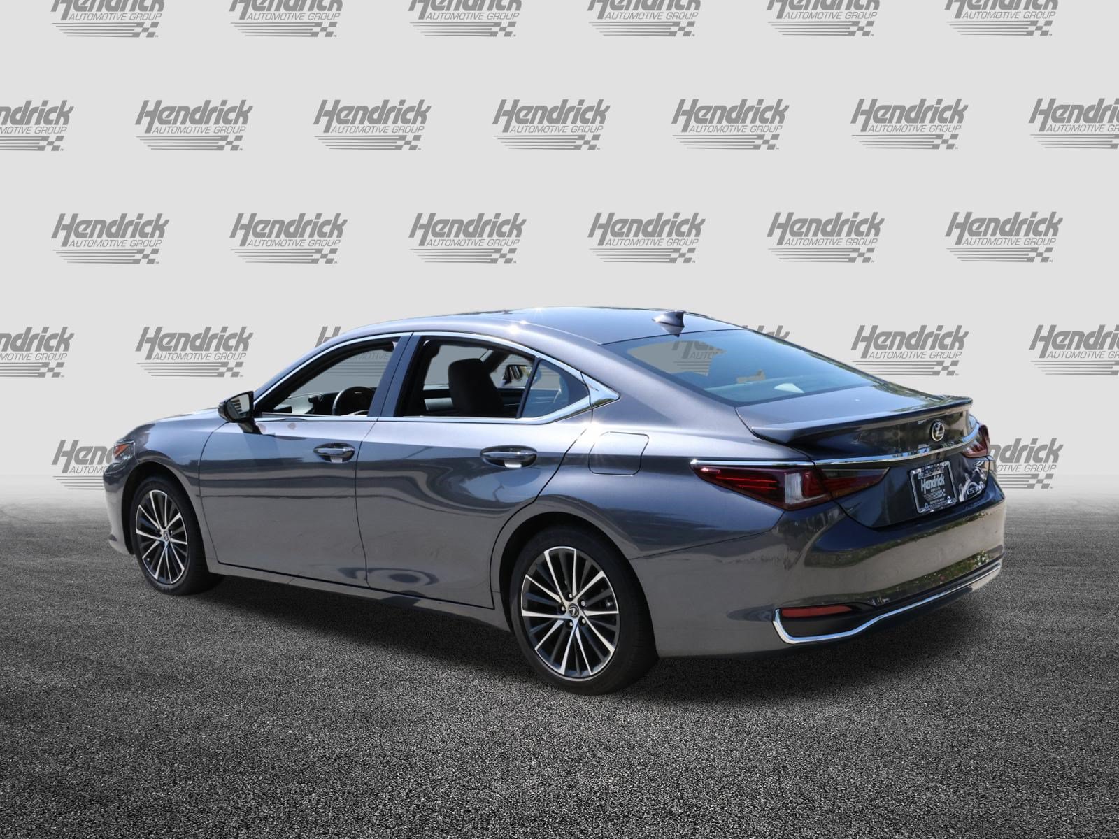 Used 2024 Lexus ES 300h w/ Premium Package FWD image 7
