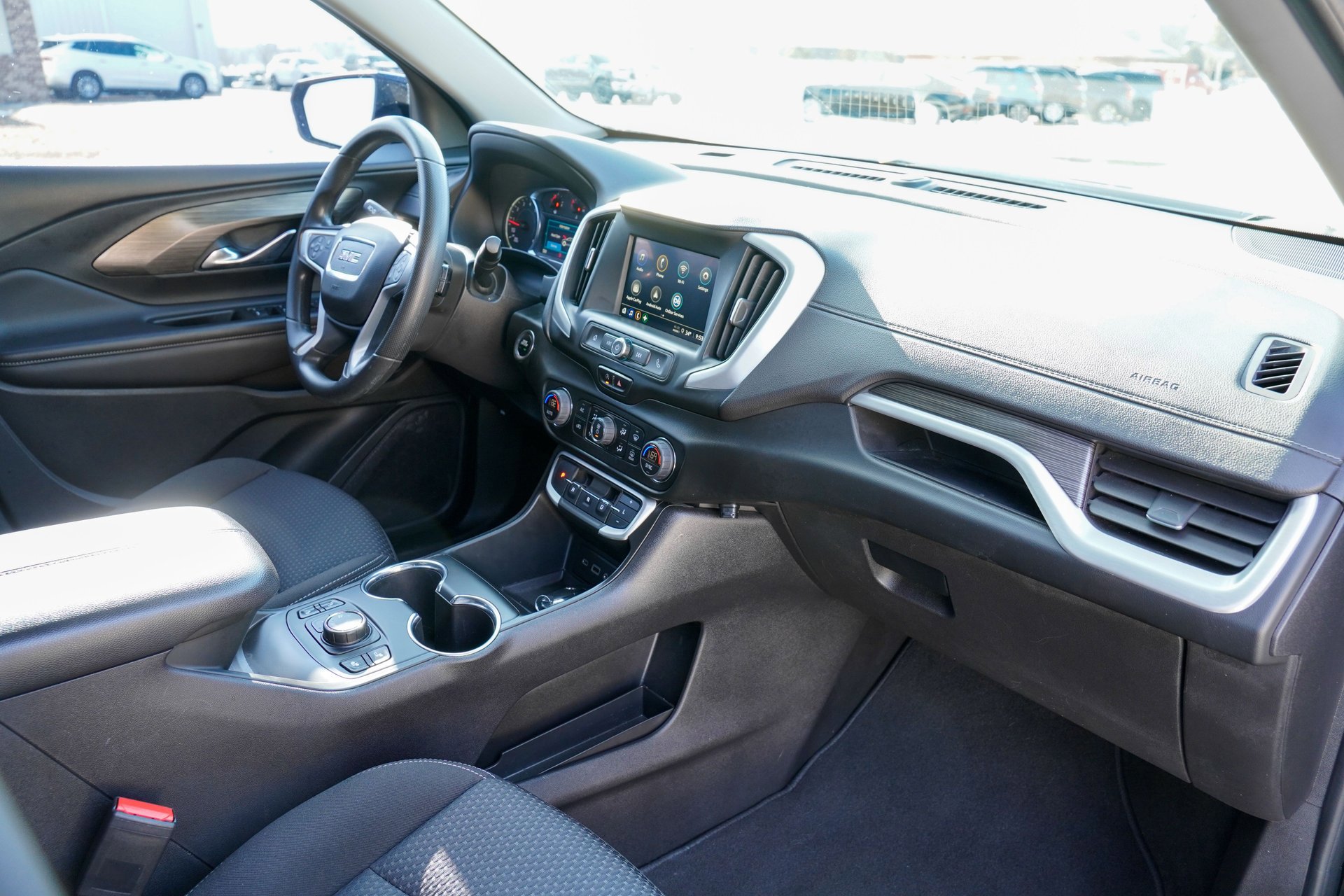 Used 2022 GMC Terrain SLE w/ Driver Convenience Package image 13