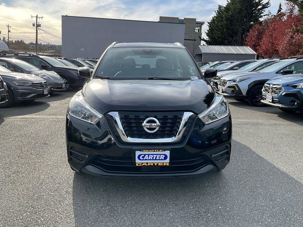 Used 2020 Nissan Kicks SV image 3