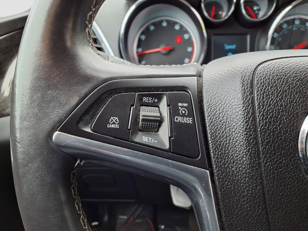 Used 2014 Buick Encore FWD image 17