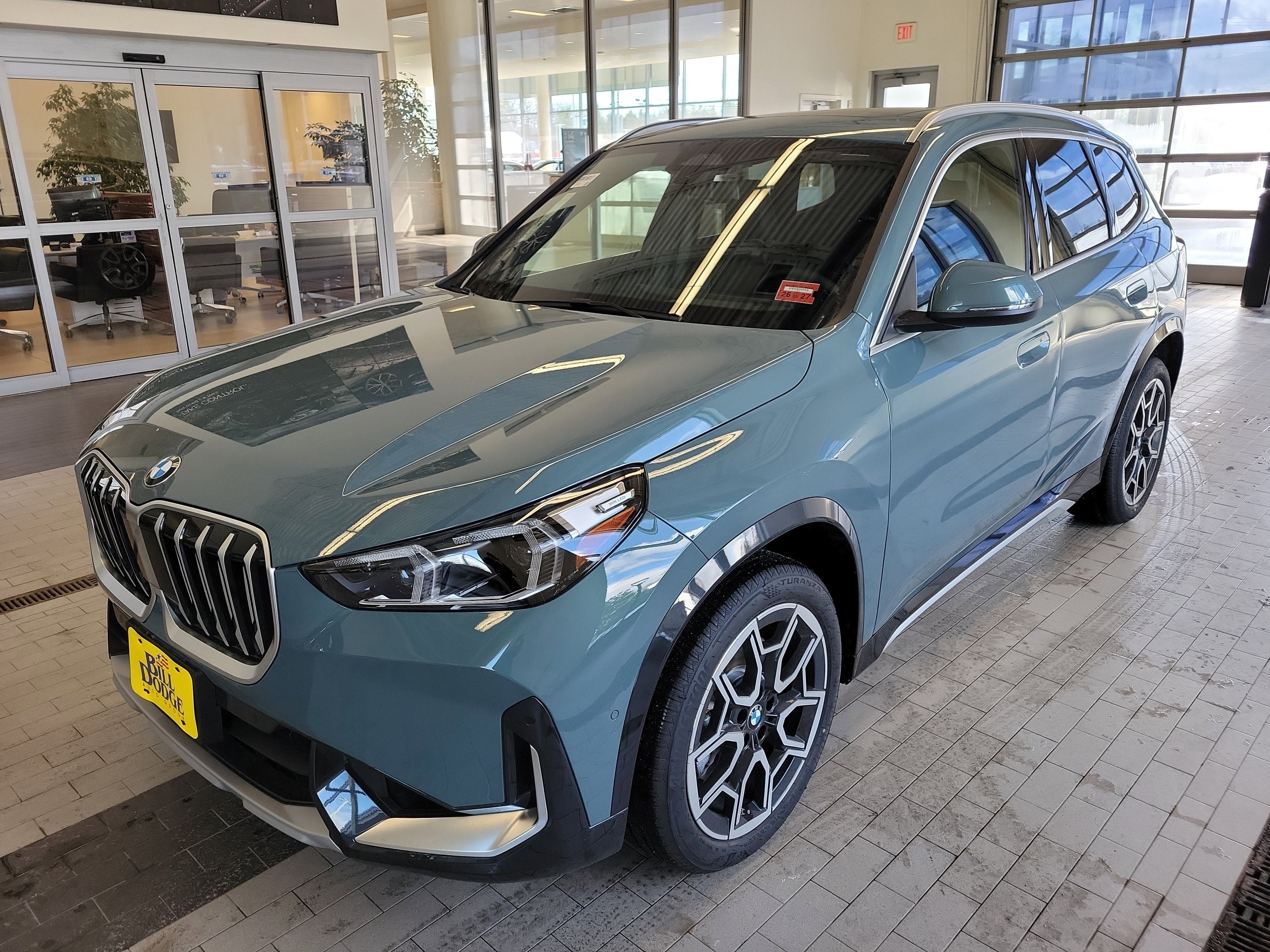 New 2026 BMW X1 xDrive28i w/ Convenience Package AWD/4WD image 1