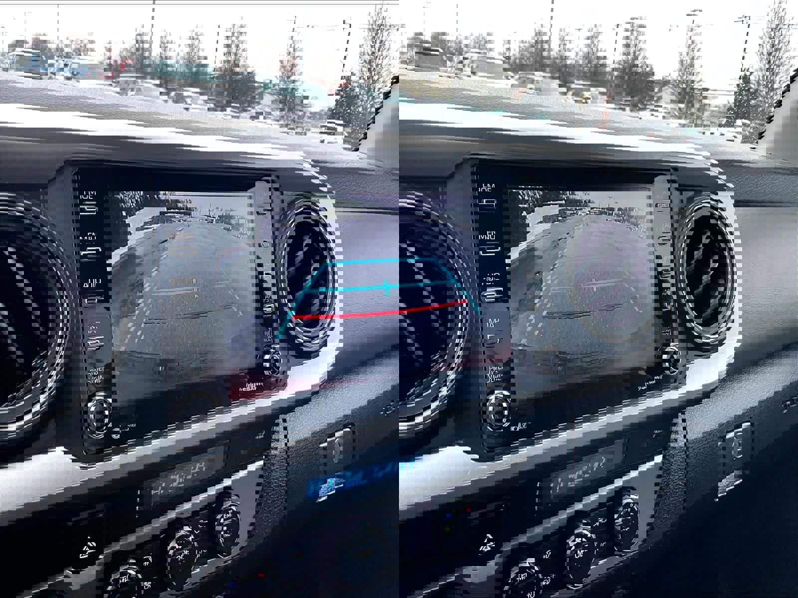 Used 2023 Toyota Tacoma SR5 image 19