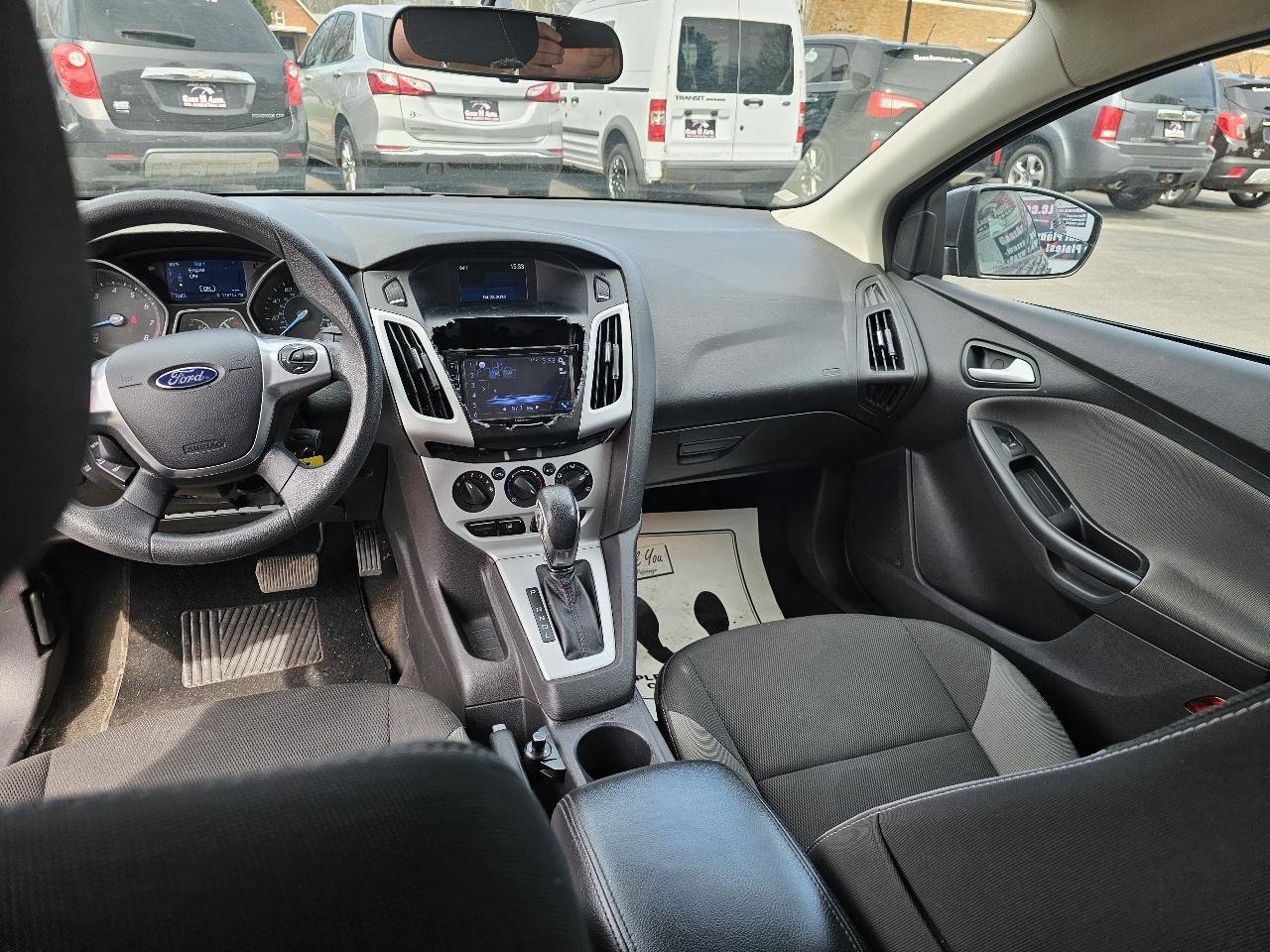 Used 2014 Ford Focus SE image 25