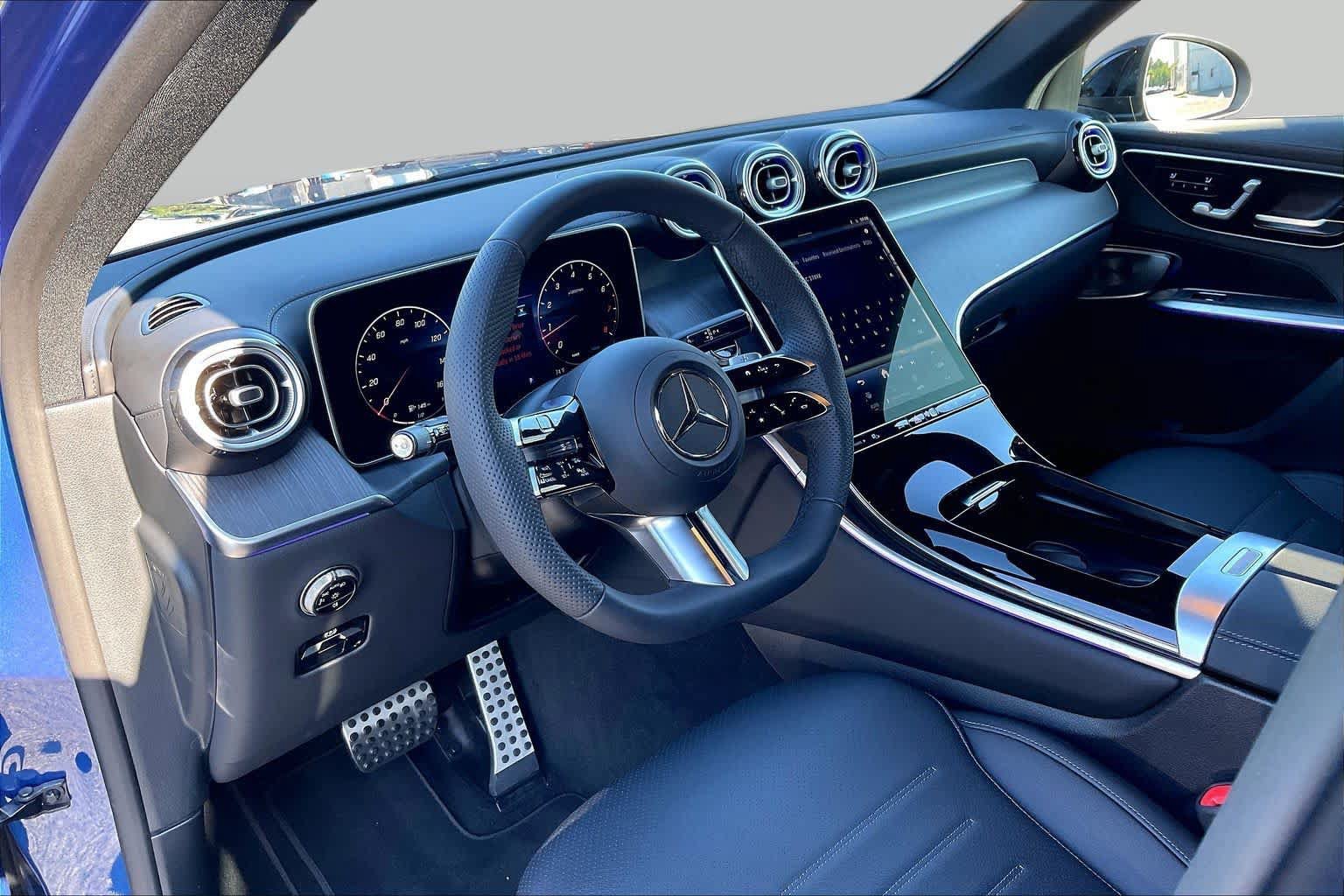 Used 2026 Mercedes-Benz GLC 300 4MATIC image 16