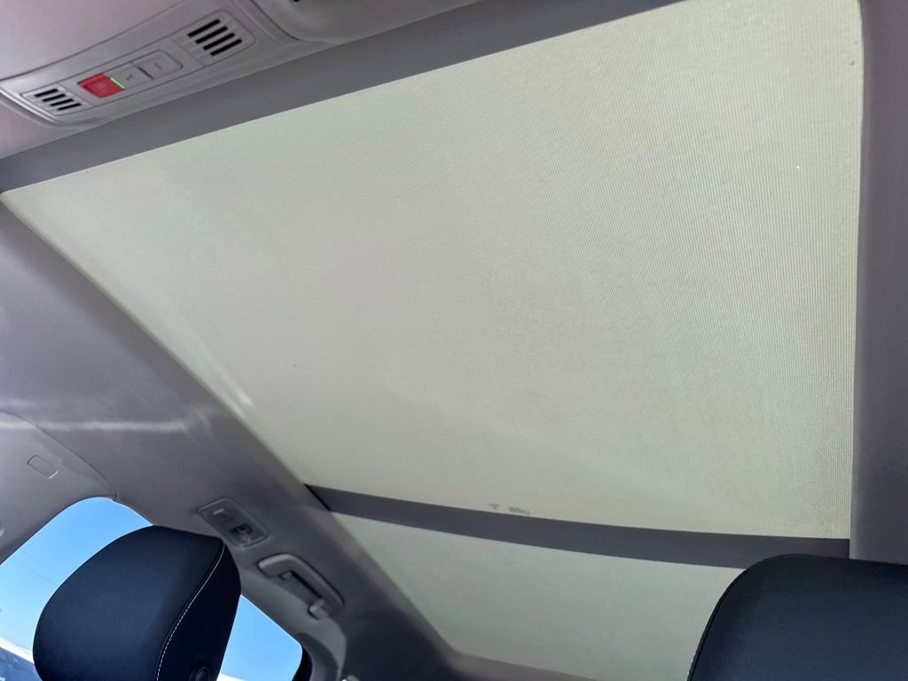 New 2026 Volkswagen Taos SEL image 26