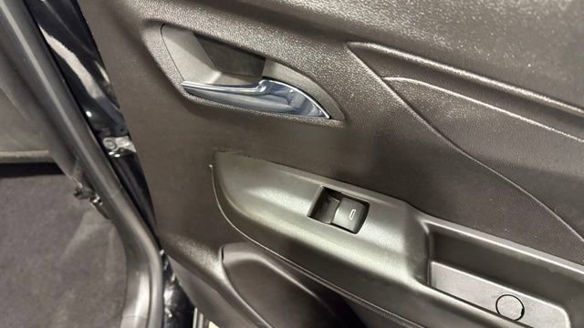 Used 2023 Chevrolet Bolt LT image 24