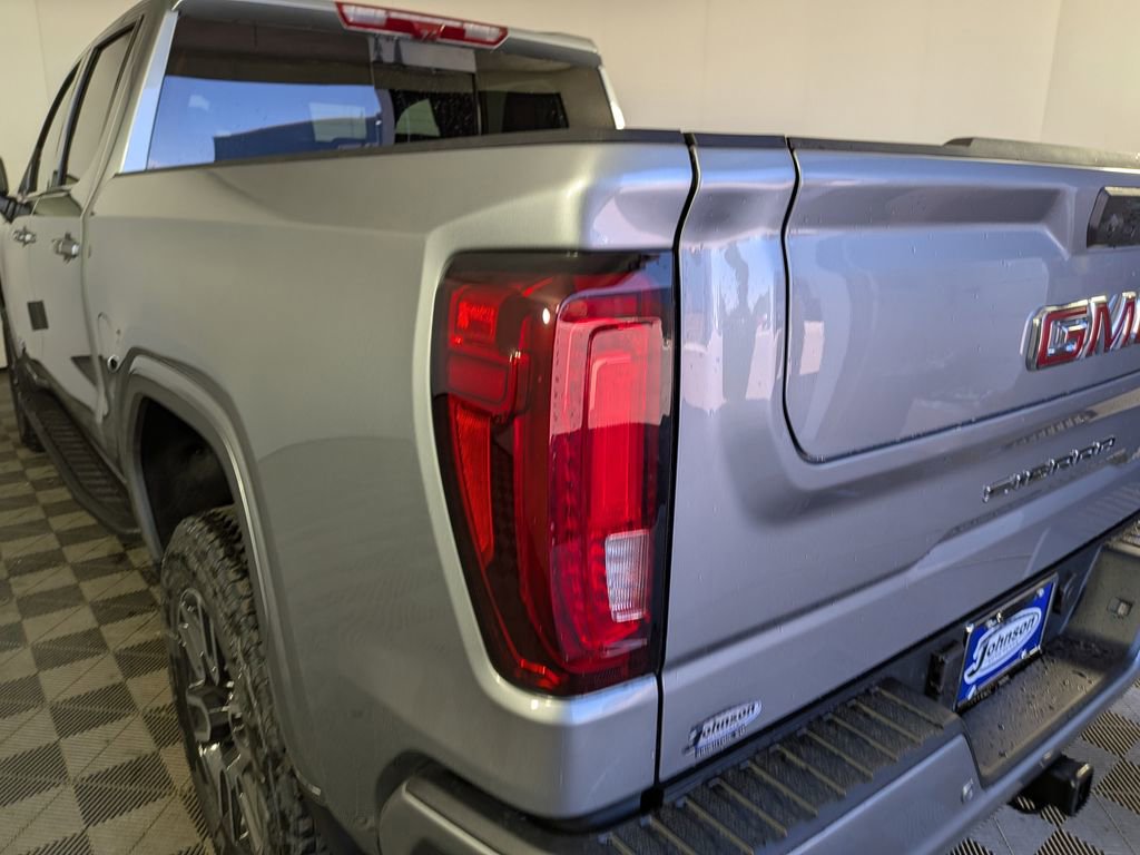 New 2026 GMC Sierra 1500 AT4 w/ AT4 Premium Package AWD/4WD image 11