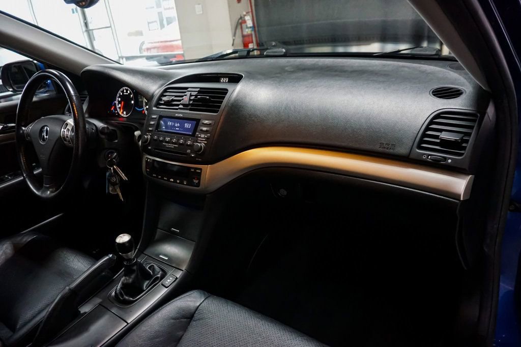 Used 2005 Acura TSX image 33