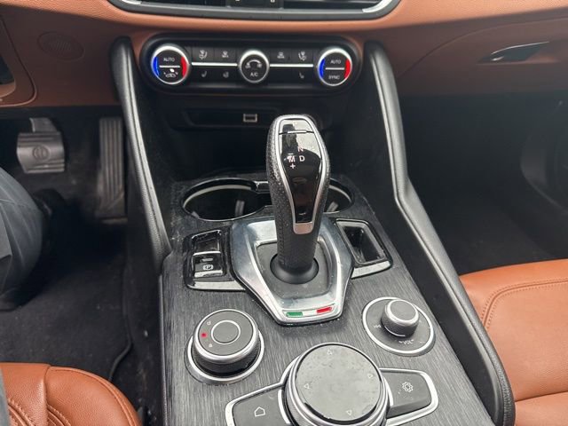 Used 2020 Alfa Romeo Giulia AWD w/ Quick Order Package 22J Sport image 9