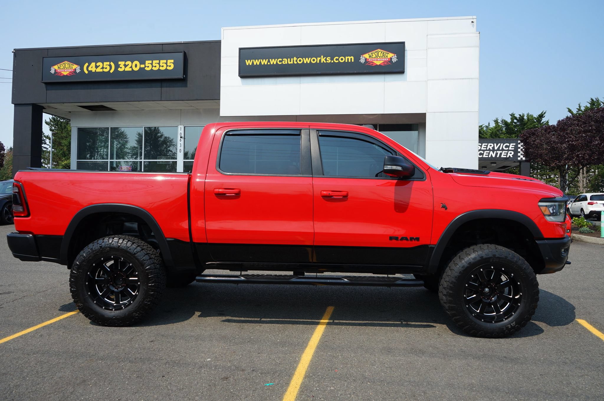 Used 2019 RAM 1500 Rebel w/ Level 2 Equipment Group AWD/4WD image 5