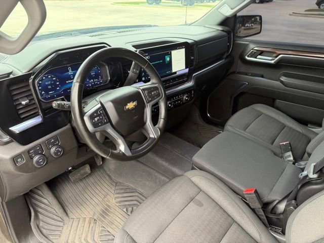 Used 2023 Chevrolet Silverado 1500 LT image 12