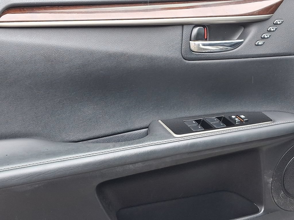 Used 2016 Lexus ES 350 w/ Navigation System Package FWD image 13
