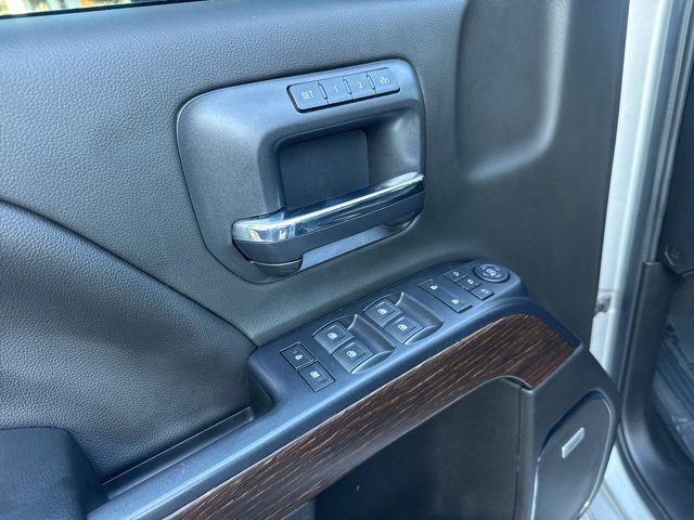 Used 2019 GMC Sierra 3500 Denali w/ Duramax Plus Package image 8