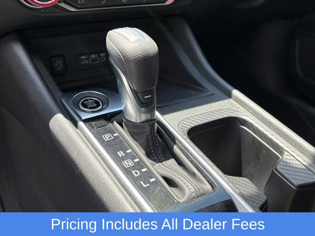 Used 2025 Nissan Sentra SV FWD image 25