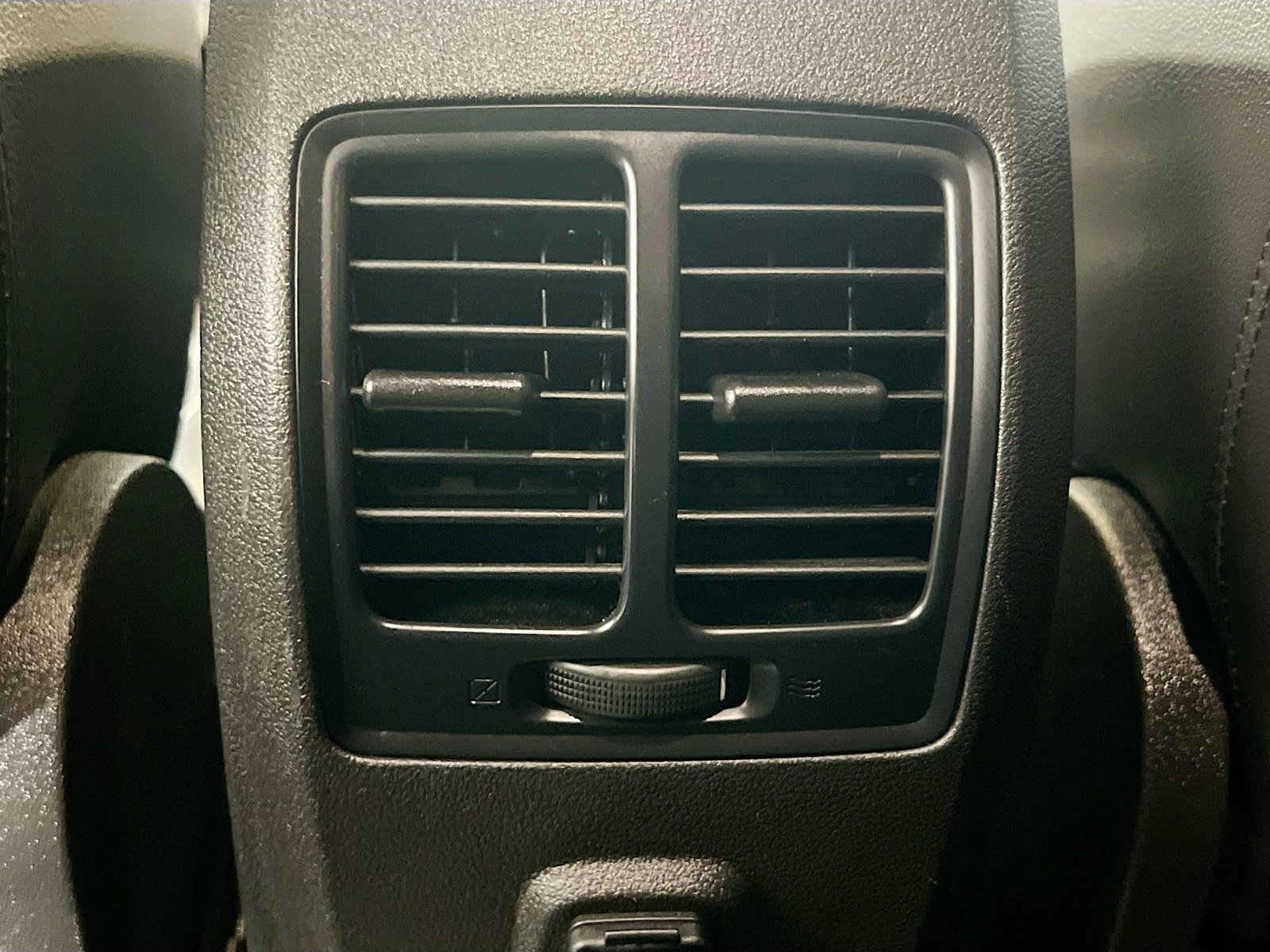 Used 2018 Ford Escape SEL image 19