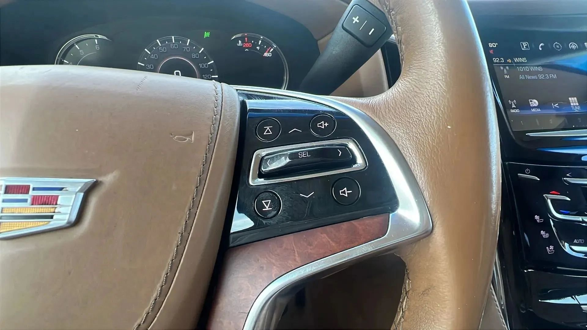 Used 2016 Cadillac Escalade Platinum image 16