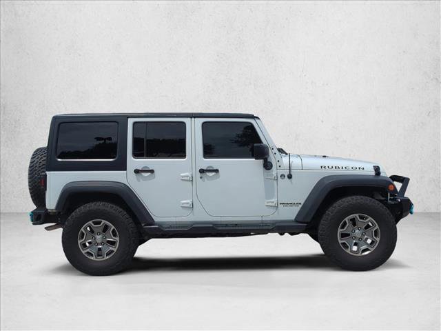 Used 2017 Jeep Wrangler Unlimited Rubicon w/ Cold Weather Group AWD/4WD image 4