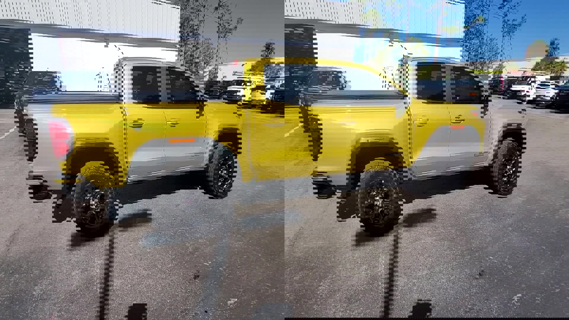 Used 2023 GMC Canyon Elevation w/ Convenience Package image 36