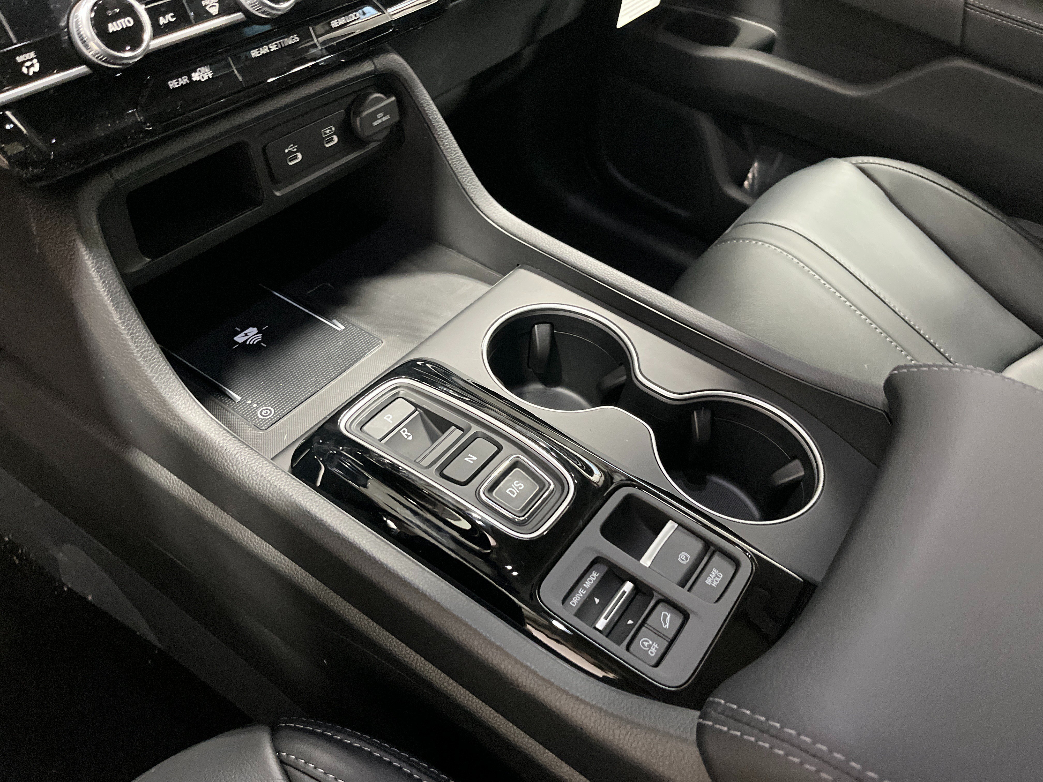 New 2026 Honda Pilot Touring image 23