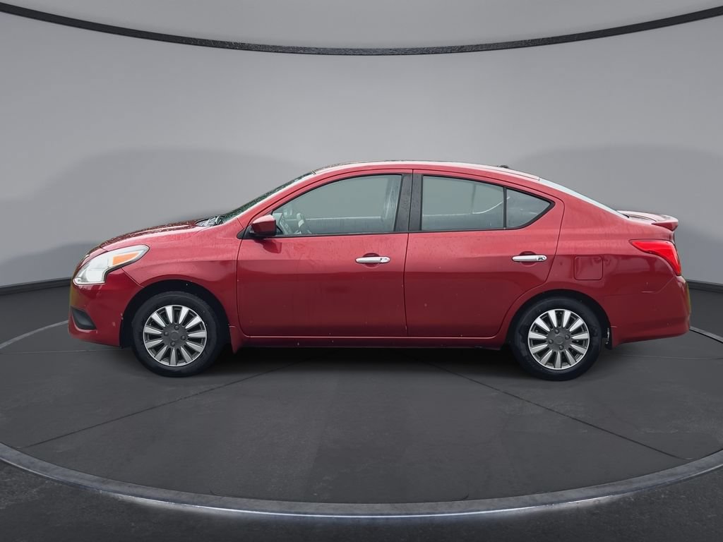 Used 2018 Nissan Versa SV FWD image 5