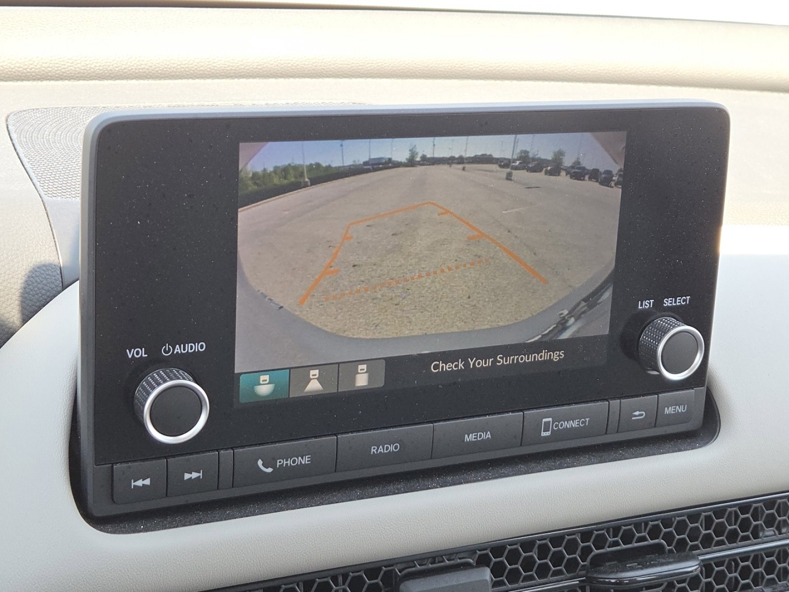 Used 2024 Honda HR-V LX image 5