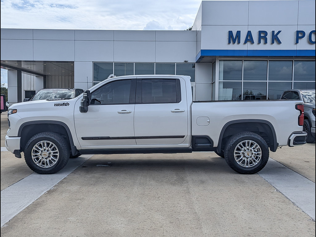 Used 2024 Chevrolet Silverado 2500 High Country w/ High Country Premium Package AWD/4WD image 10