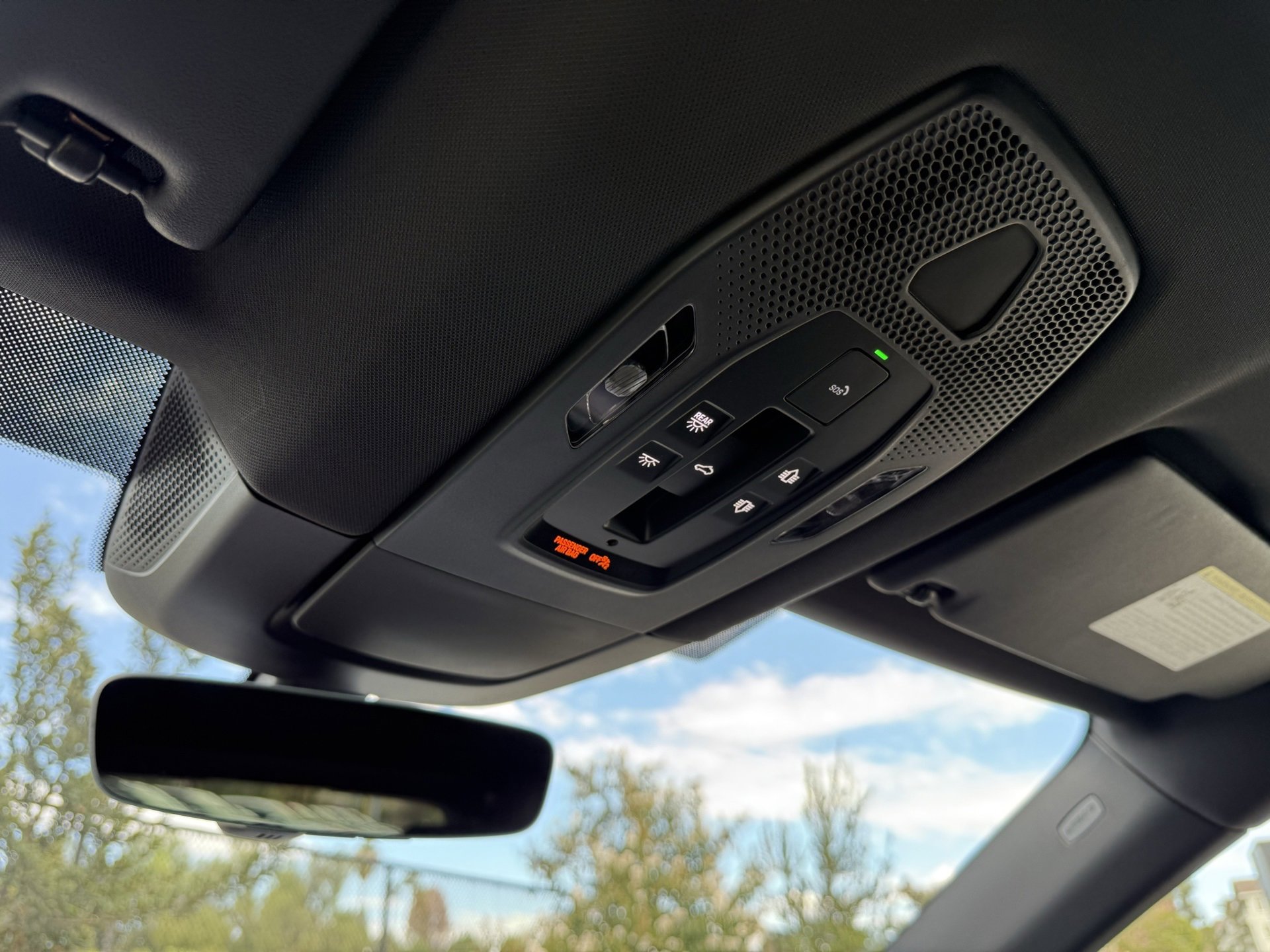 Used 2025 Porsche Macan Electric image 17