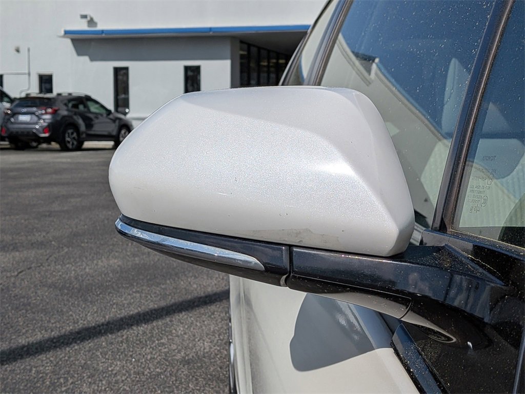 Used 2018 Toyota Prius Two w/ Prius Two Safety Plus Package image 12